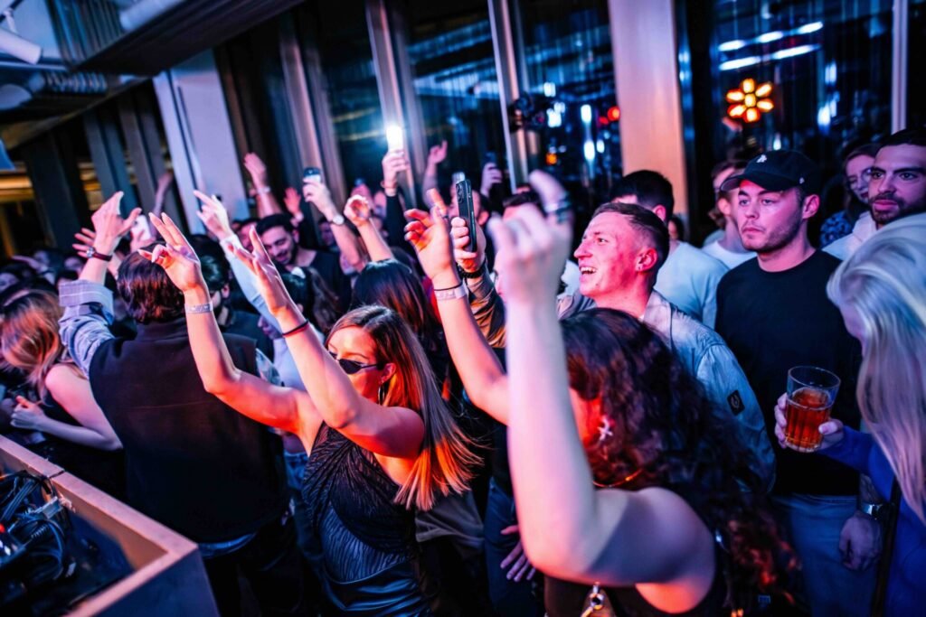 The crowd at NEPENTHE W Amsterdam